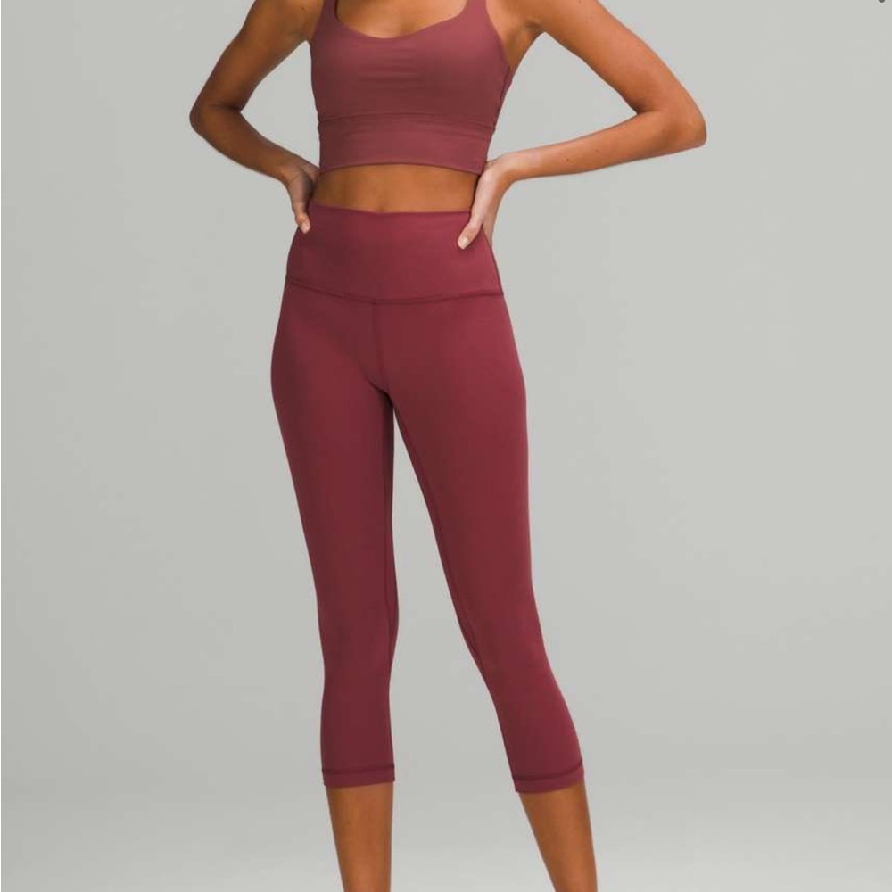 Lululemon Align Crop 21" Mulled Wine Size 8
